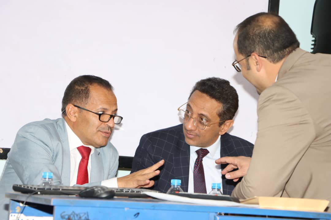 لليوم الثاني على التوالي، استمرار أعمال ونقاشات المؤتمر العلمي الأول للجامعات اليمنية..