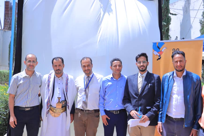 طلاب إدارة الأعمال الدولية بجامعة تونتك يبدعون في فعالية ميدانية لتطبيق مهارات التسويق